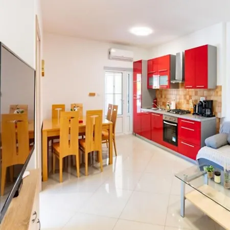 Foric - Two Bedroom 1 라브